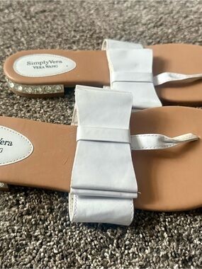 Simply Vera Vera Wang White Bow Slide Sandals with Rhinestone Heel